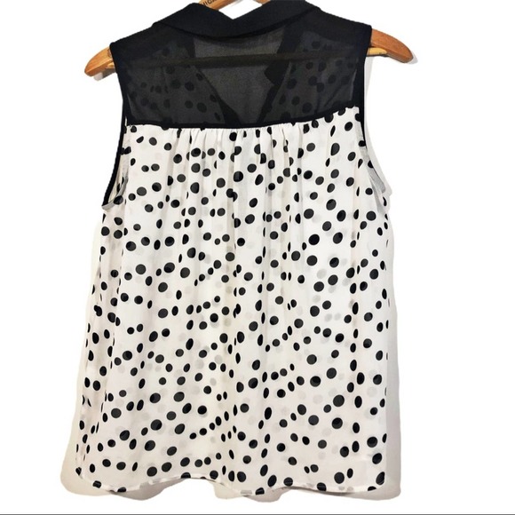 Chloe K Sleeveless Polka Dot Blouse Medium - Picture 4 of 7